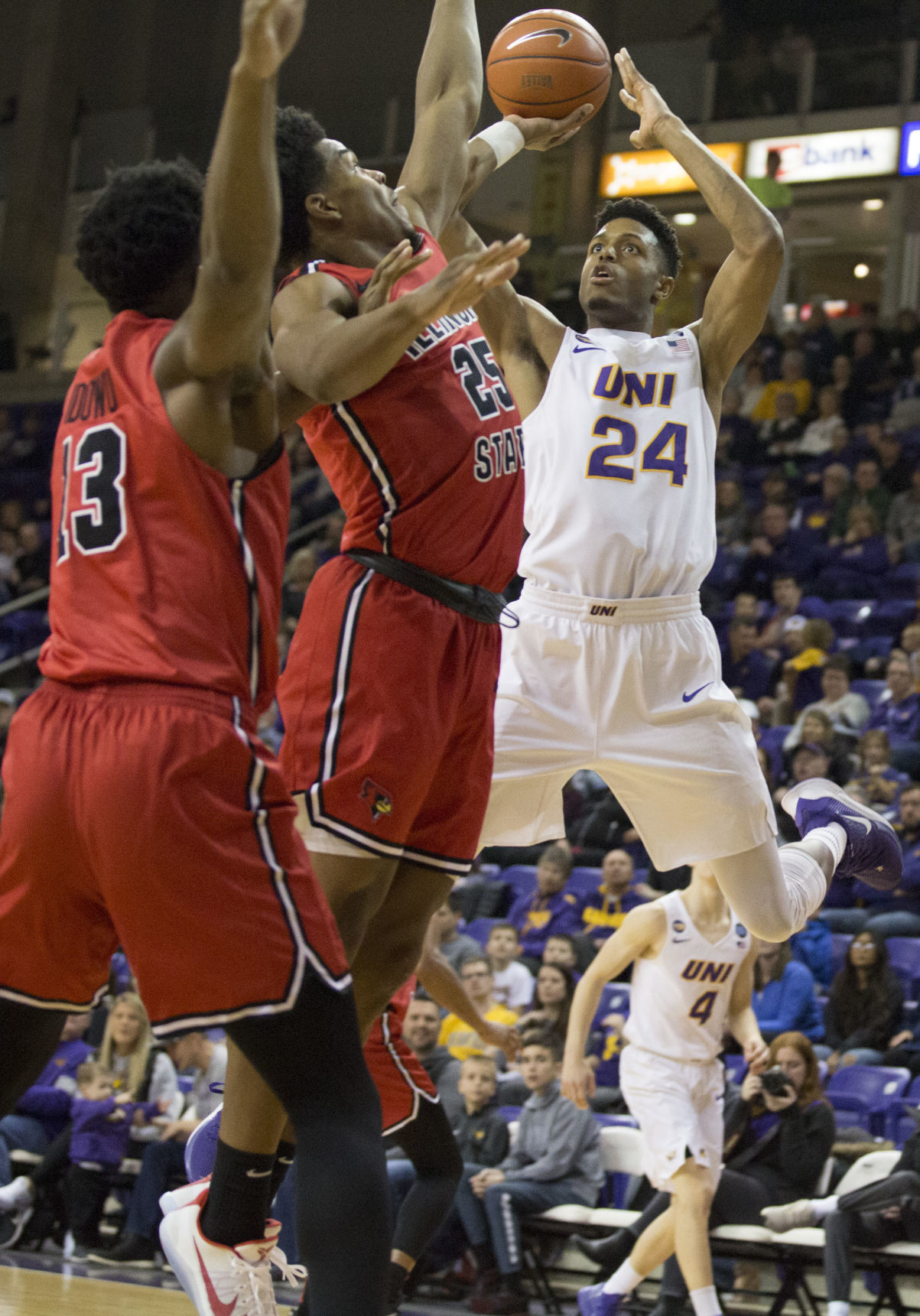 021220kw-uni-illinois-state-bball-02